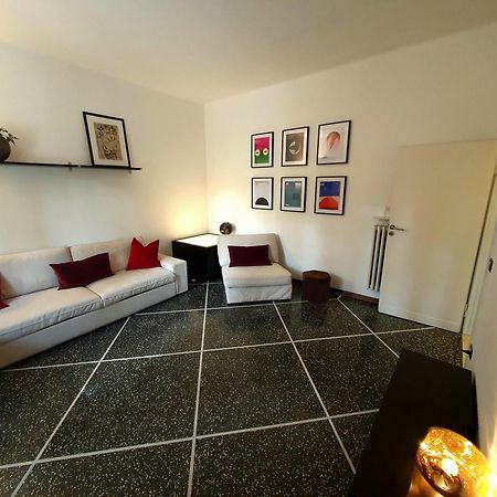 Spacious Three-Room Apartment In Saragozza Bologna Esterno foto