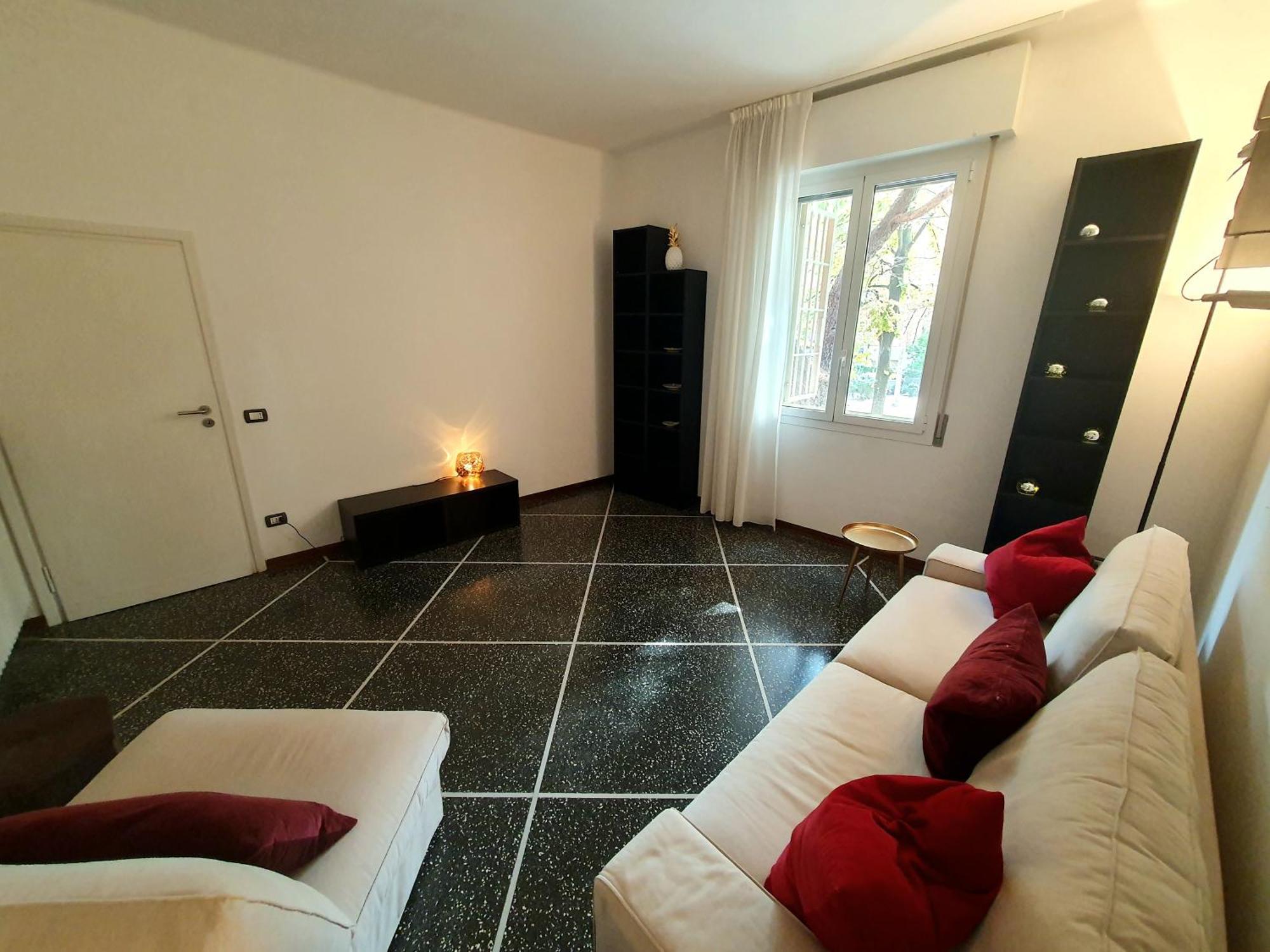 Spacious Three-Room Apartment In Saragozza Bologna Esterno foto