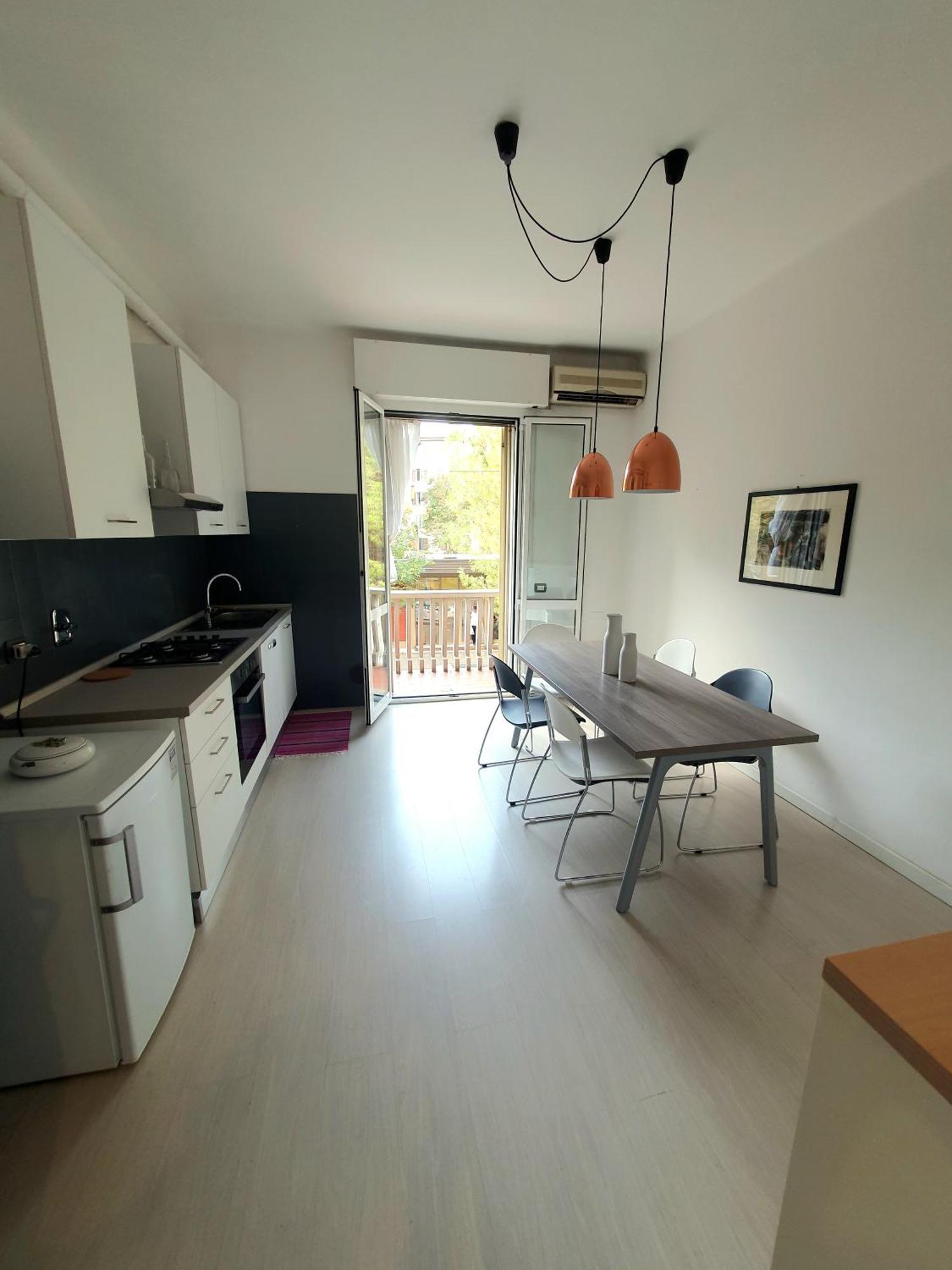 Spacious Three-Room Apartment In Saragozza Bologna Esterno foto